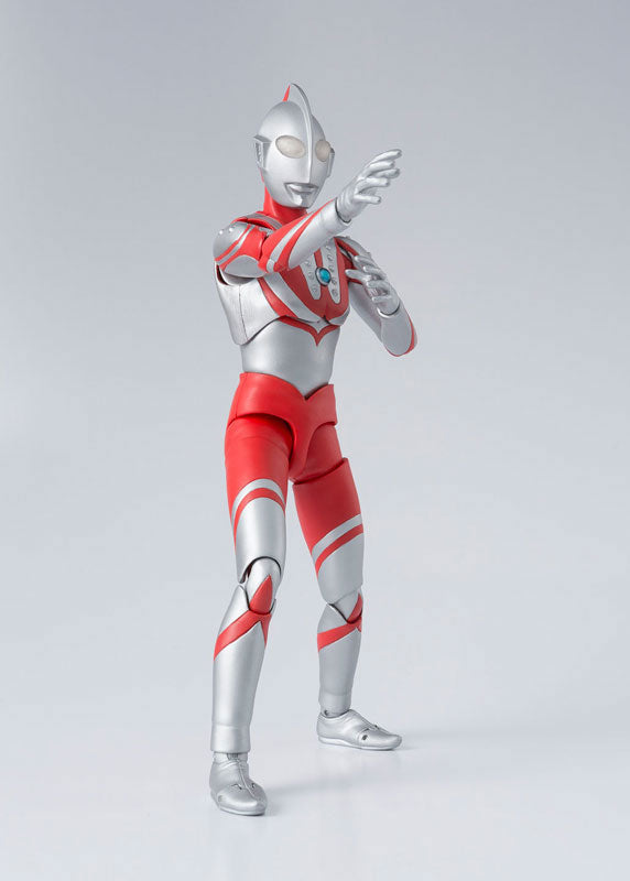 PRE-ORDER Bandai - S.H.Figuarts - Ultraman - Zoffy: Rerelease Edition [August 2025 Release]