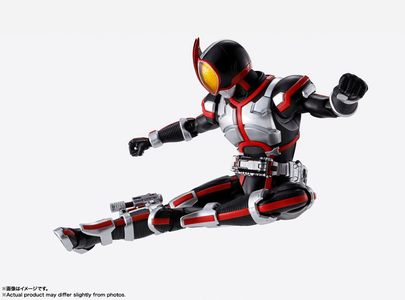 PRE-ORDER Bandai - S.H. Figuarts Shinkocchou Seihou - Kamen Rider 555 - Kamen Rider Faiz: Rerelease Edition