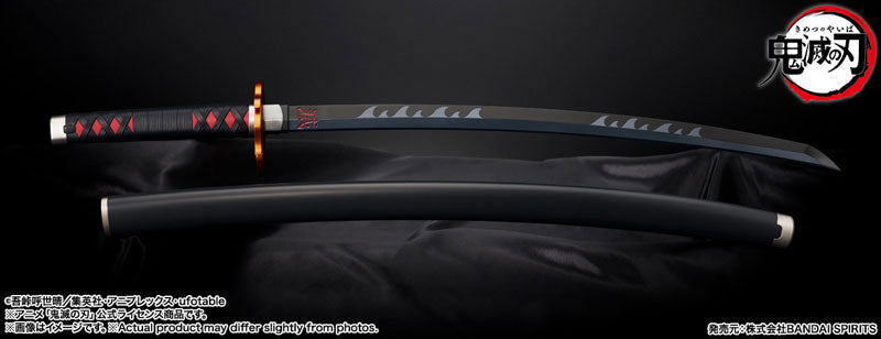 PRE-ORDER Bandai - PROPLICA - Demon Slayer: Kimetsu no Yaiba - Nichirin Sword (Tanjiro Kamado) Kyojuro Rengoku Guard Ver.