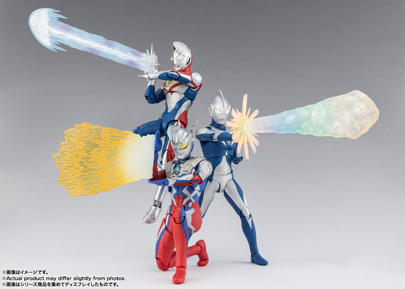 PRE-ORDER Bandai - S.H.Figuarts - Ultraman Cosmos - Ultraman Cosmos Luna Mode