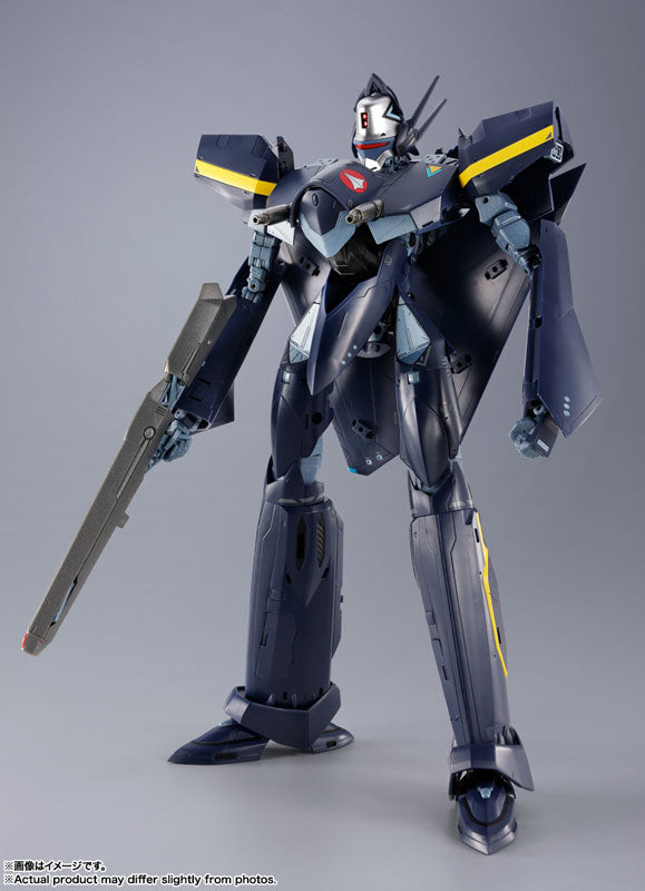 PRE-ORDER Bandai Spirits - DX Soul of Chogokin VF-17S - Macross 7 - Nightmare Stealth Valkyrie (Gamlin Kizaki Custom)