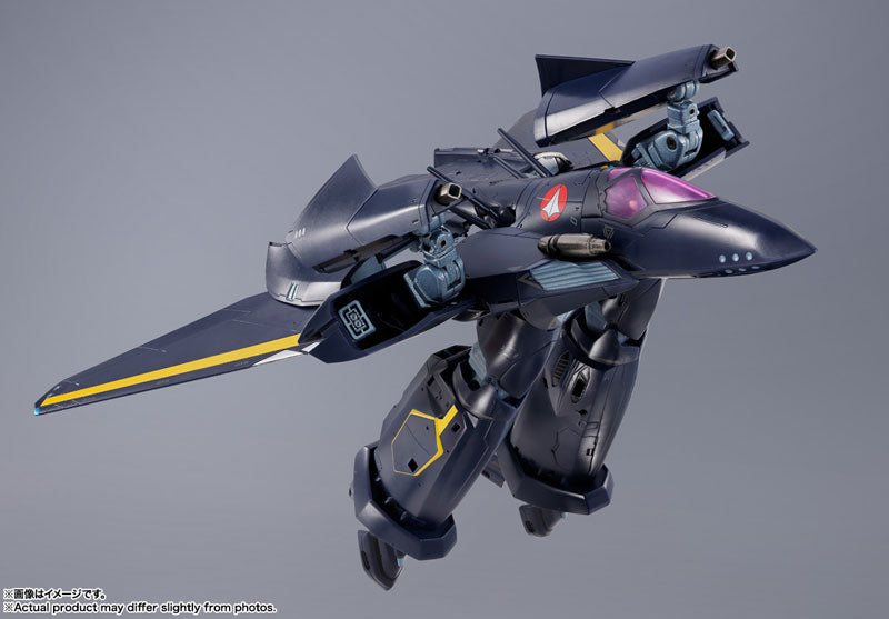 PRE-ORDER Bandai Spirits - DX Soul of Chogokin VF-17S - Macross 7 - Nightmare Stealth Valkyrie (Gamlin Kizaki Custom)