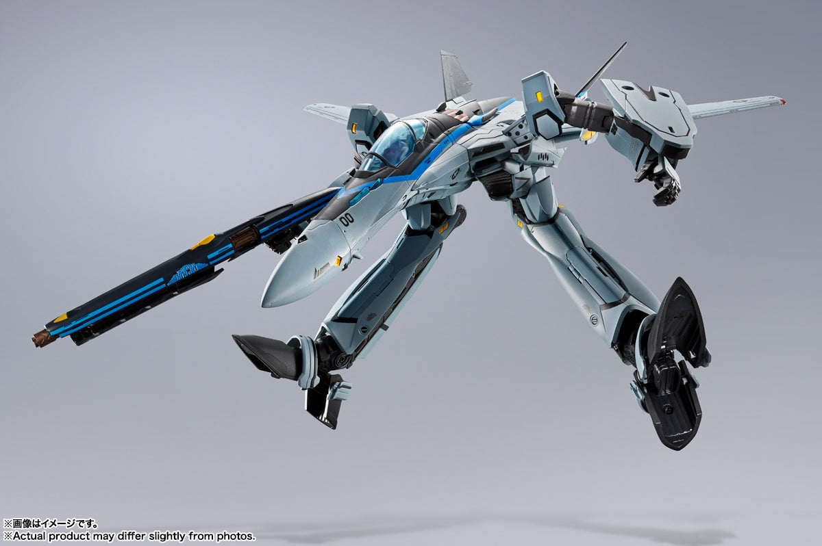 PRE-ORDER Bandai Spirits - DX Chogokin VF-25 - Macross Frontier - Messiah Valkyrie Top Gun: Maverick Ver.
