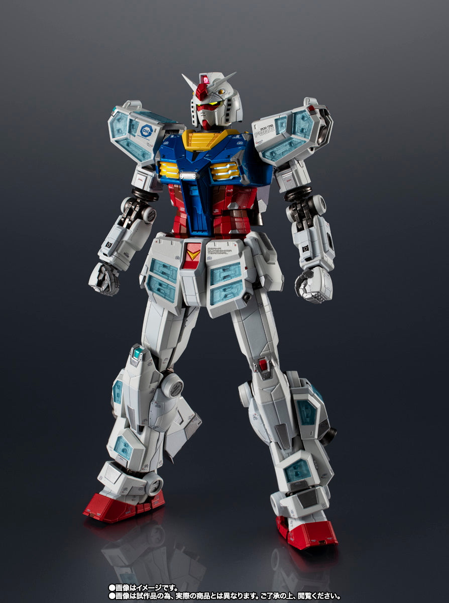 PRE-ORDER Bandai - CHOGOKIN - RX-78F00/E GUNDAM [EXCLUSIVE]