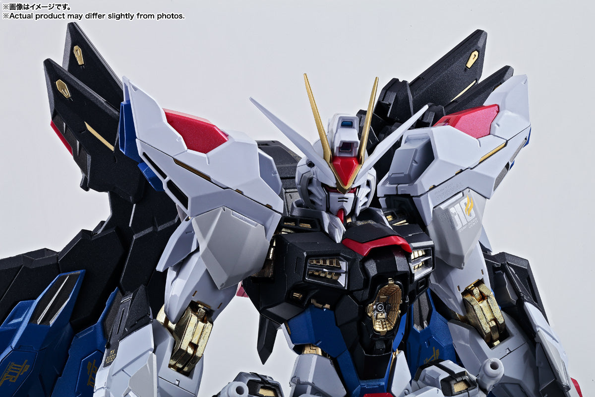 PRE-ORDER Bandai Spirits - Metal Build - Mobile Suit Gundam SEED Destiny - Strike Freedom Gundam: Revival Ver.