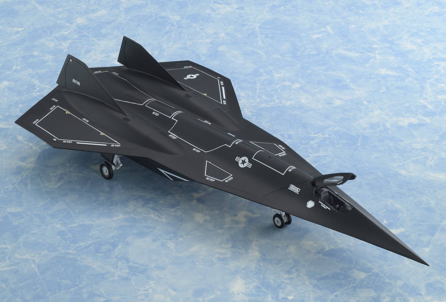 SPECIAL ORDER Bellfine - Top Gun: Maverick - Dark Star 1/72 [JP]
