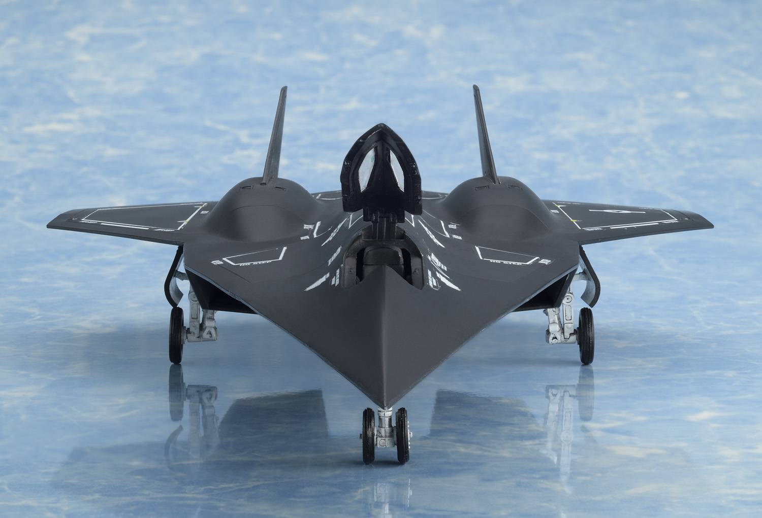 SPECIAL ORDER Bellfine - Top Gun: Maverick - Dark Star 1/72 [JP]