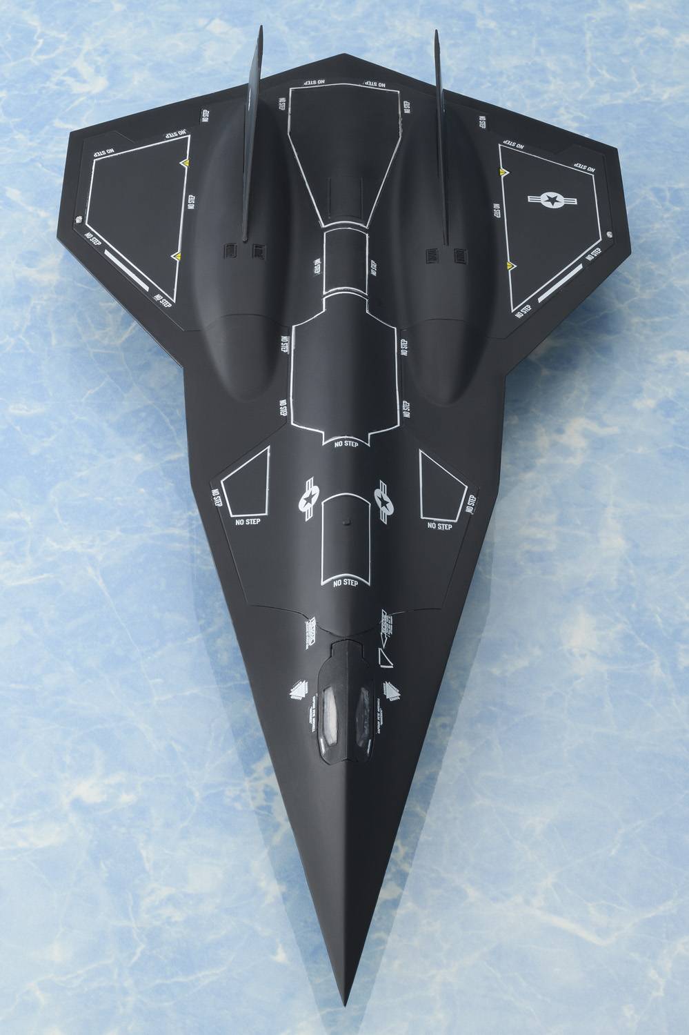 SPECIAL ORDER Bellfine - Top Gun: Maverick - Dark Star 1/72 [JP]