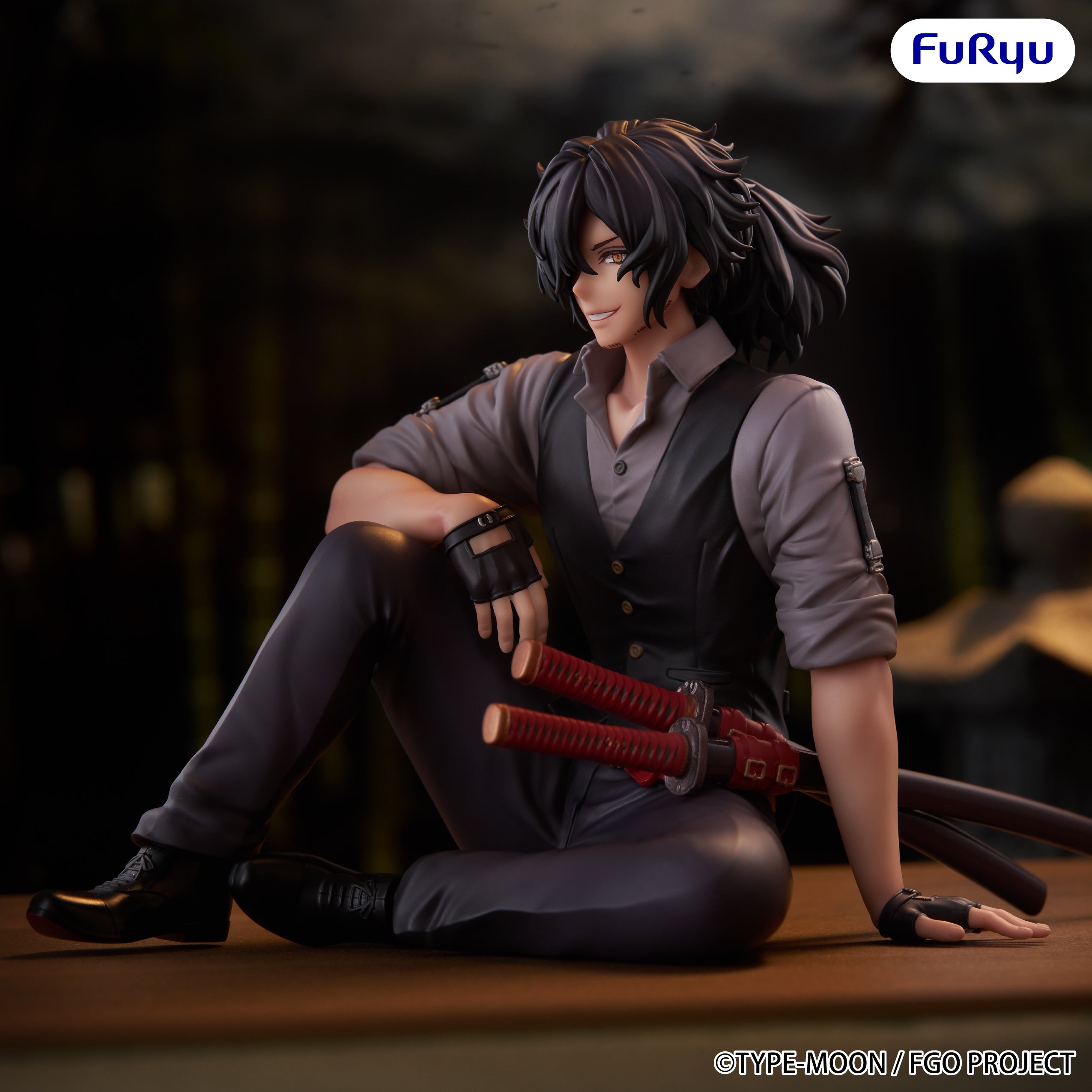 PRE-ORDER FuRyu - Fate/Grand Order Noodle Stopper Figure - Assassin/Okada Izou: Awesome Dapper Suit