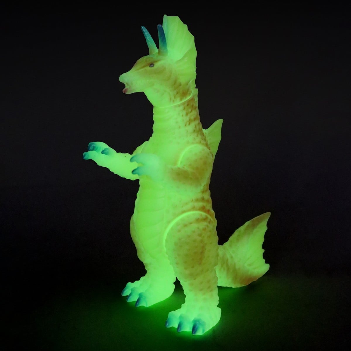 SPECIAL ORDER CCP - MSS Godzilla EX Vol. 23 - Terror of Mechagodzilla - Titanosaurus: Luminous Red Ver. [JP]