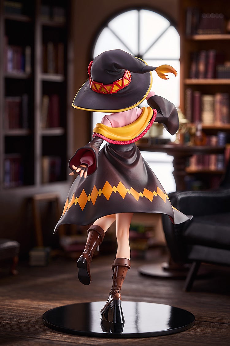 PRE-ORDER Luminous Box - KONO SUBARASHII SEKAI NI BAKUEN WO! - Megumin 1/7