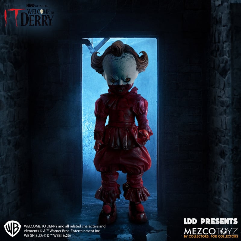 SPECIAL ORDER Mezco Toyz - Living Dead Dolls - IT: Welcome to Derry - Pennywise [JP]