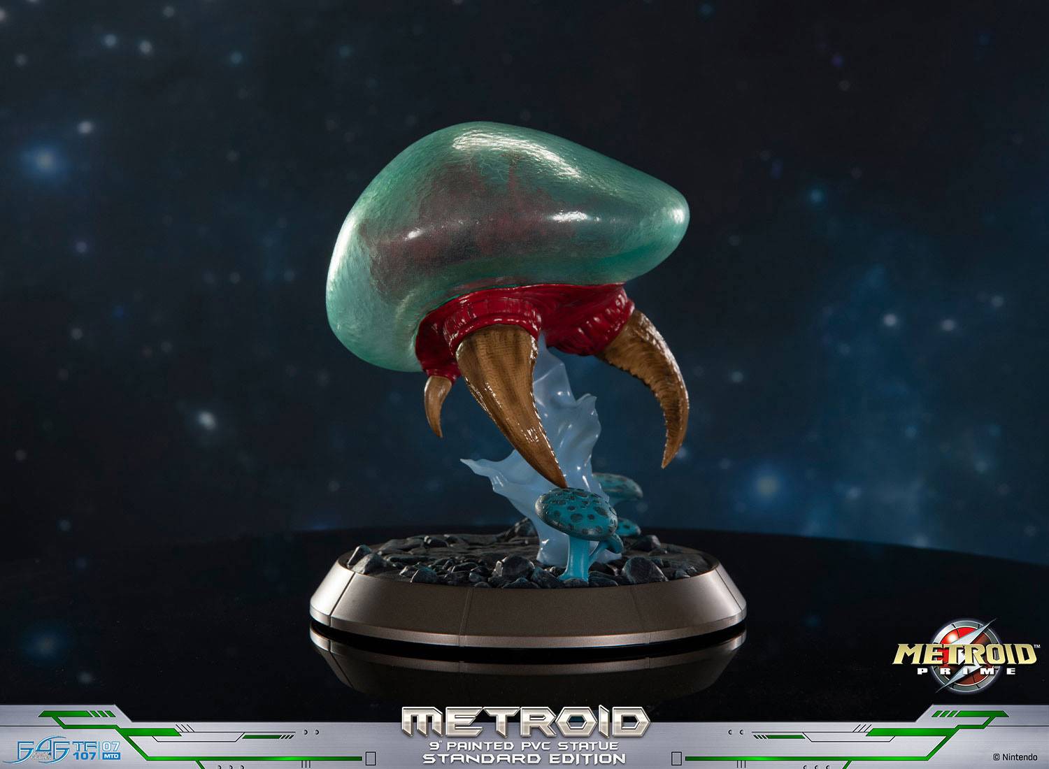 SPECIAL ORDER First 4 Figures - Metroid Prime Glow-in-the-Dark Soft Vinyl Figure - Metroid [JP]