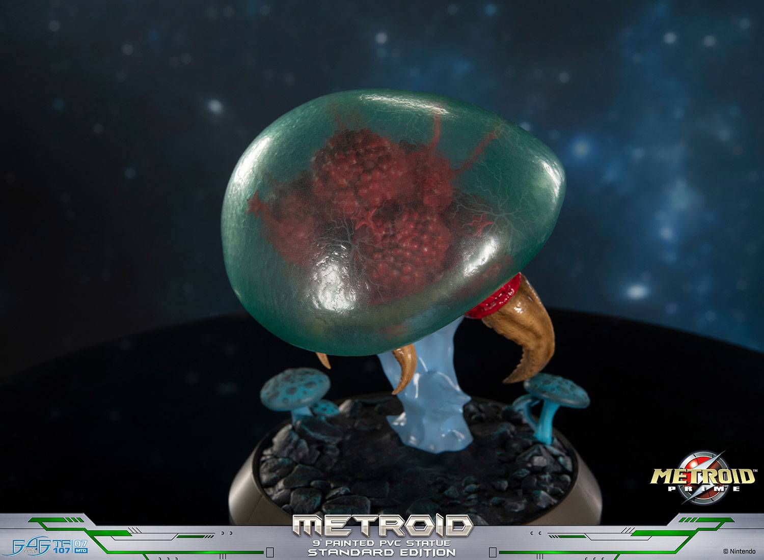 SPECIAL ORDER First 4 Figures - Metroid Prime Glow-in-the-Dark Soft Vinyl Figure - Metroid [JP]