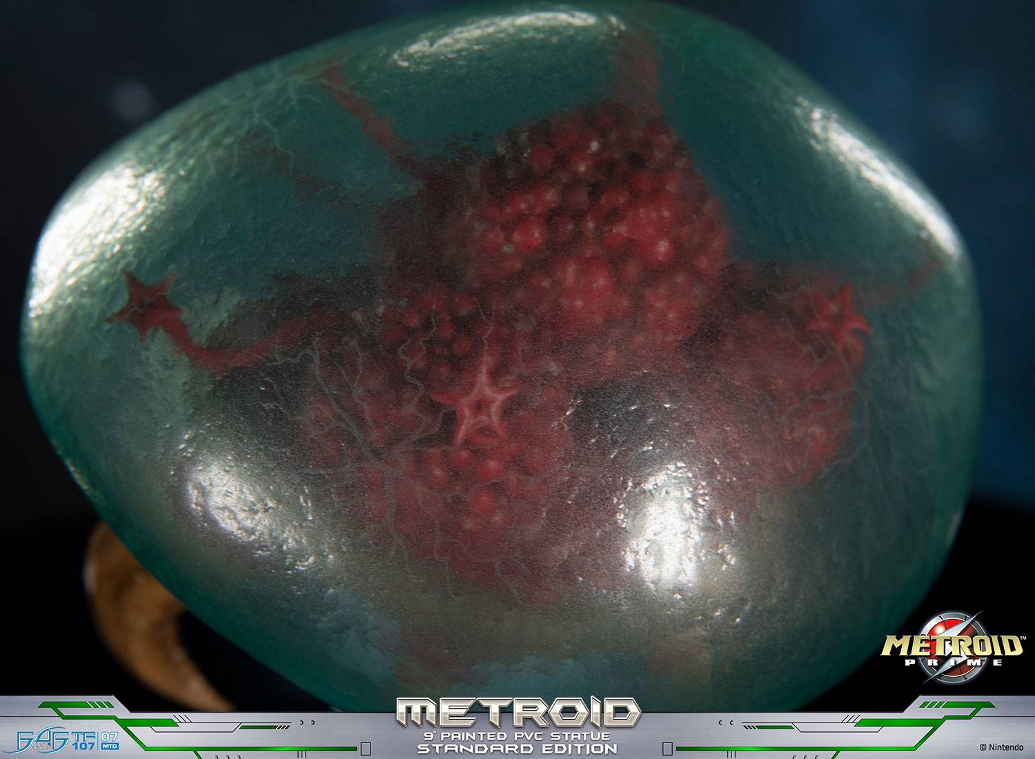 SPECIAL ORDER First 4 Figures - Metroid Prime Glow-in-the-Dark Soft Vinyl Figure - Metroid [JP]