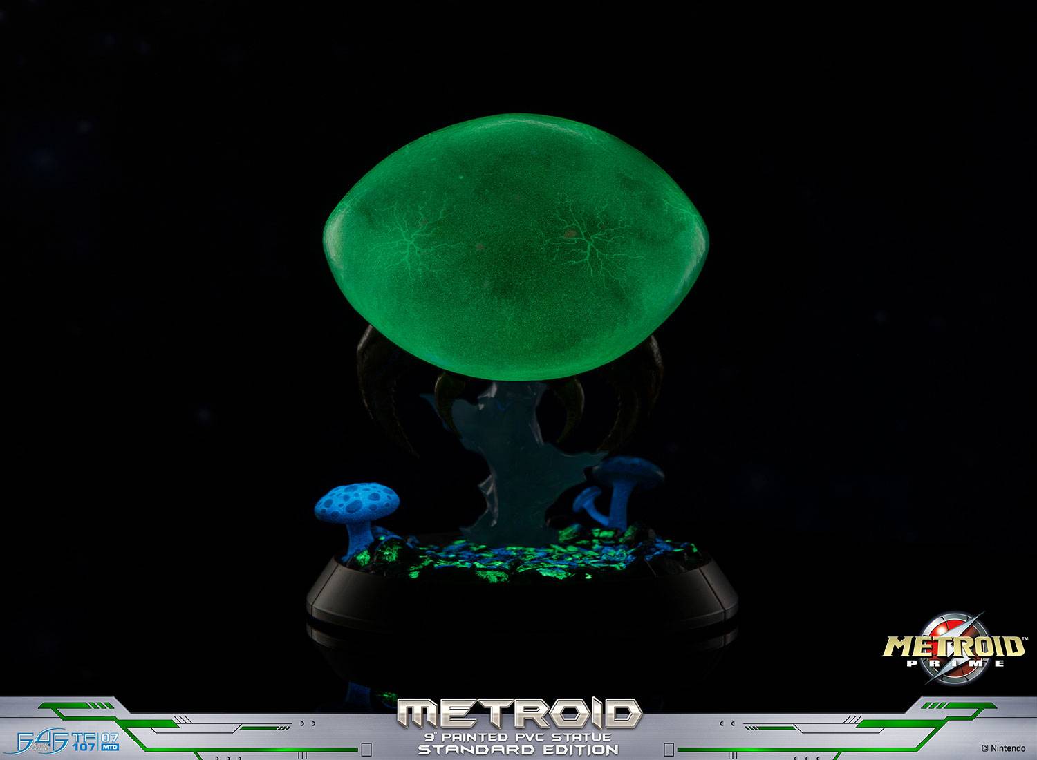 SPECIAL ORDER First 4 Figures - Metroid Prime Glow-in-the-Dark Soft Vinyl Figure - Metroid [JP]