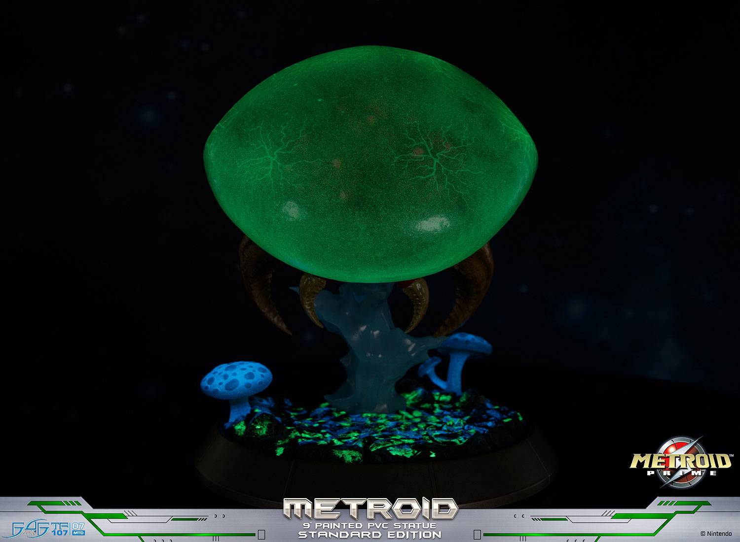 SPECIAL ORDER First 4 Figures - Metroid Prime Glow-in-the-Dark Soft Vinyl Figure - Metroid [JP]