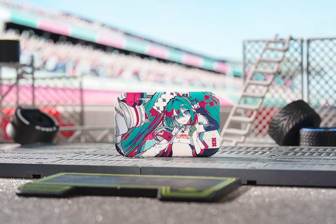 IN-STOCK GoodSmile Moment - Hatsune Miku GT Project - Hatsune Miku: Racing Ver. 2025 Collectible Pinback Button [Box of 7]