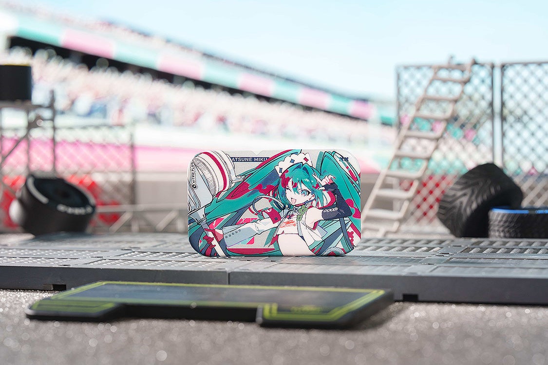 IN-STOCK GoodSmile Moment - Hatsune Miku GT Project - Hatsune Miku: Racing Ver. 2025 Collectible Pinback Button [Box of 7]