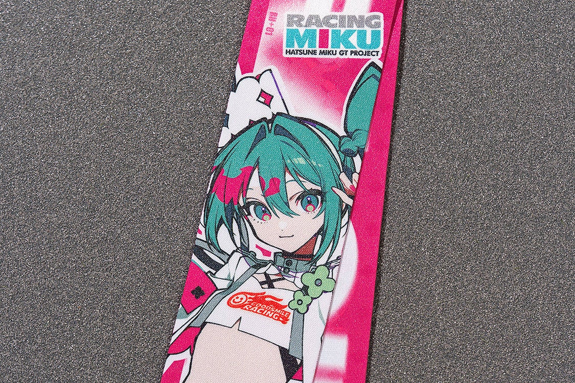 IN-STOCK GoodSmile Moment - Hatsune Miku GT Project - Hatsune Miku: Racing Ver. 2025 Collectible Ribbon Keychain [Box of 6]