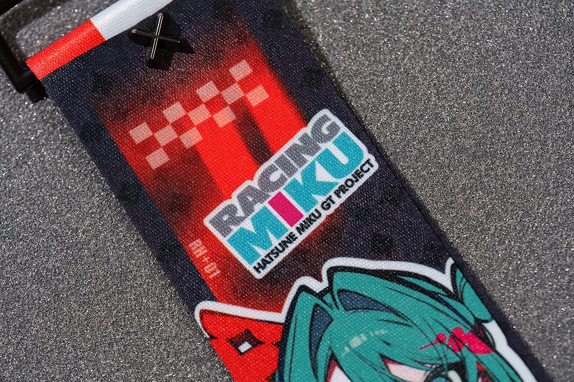 IN-STOCK GoodSmile Moment - Hatsune Miku GT Project - Hatsune Miku: Racing Ver. 2025 Collectible Ribbon Keychain [Box of 6]