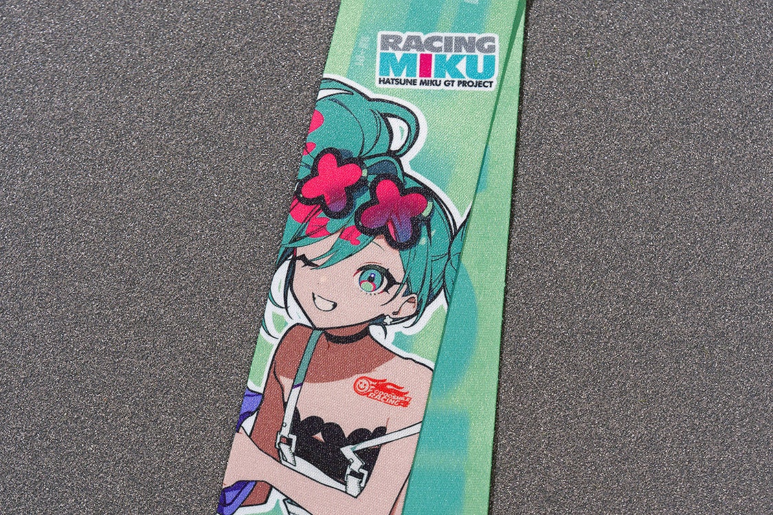 IN-STOCK GoodSmile Moment - Hatsune Miku GT Project - Hatsune Miku: Racing Ver. 2025 Collectible Ribbon Keychain [Box of 6]