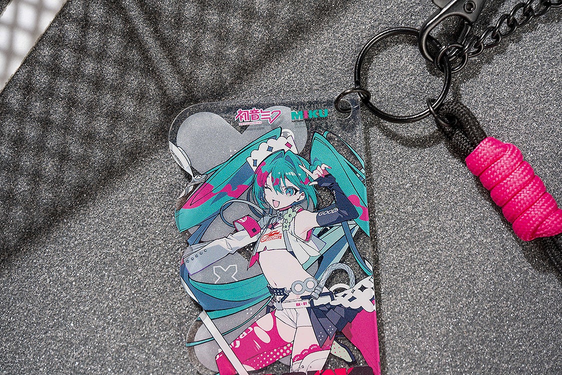 IN-STOCK GoodSmile Moment - Hatsune Miku GT Project - Hatsune Miku: Racing Ver. 2025 Keychain B
