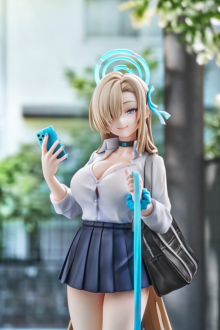 PRE-ORDER Good Smile Arts Shanghai - Blue Archive - Ichinose Asuna (School): Memorial Lobby Ver. 1/7