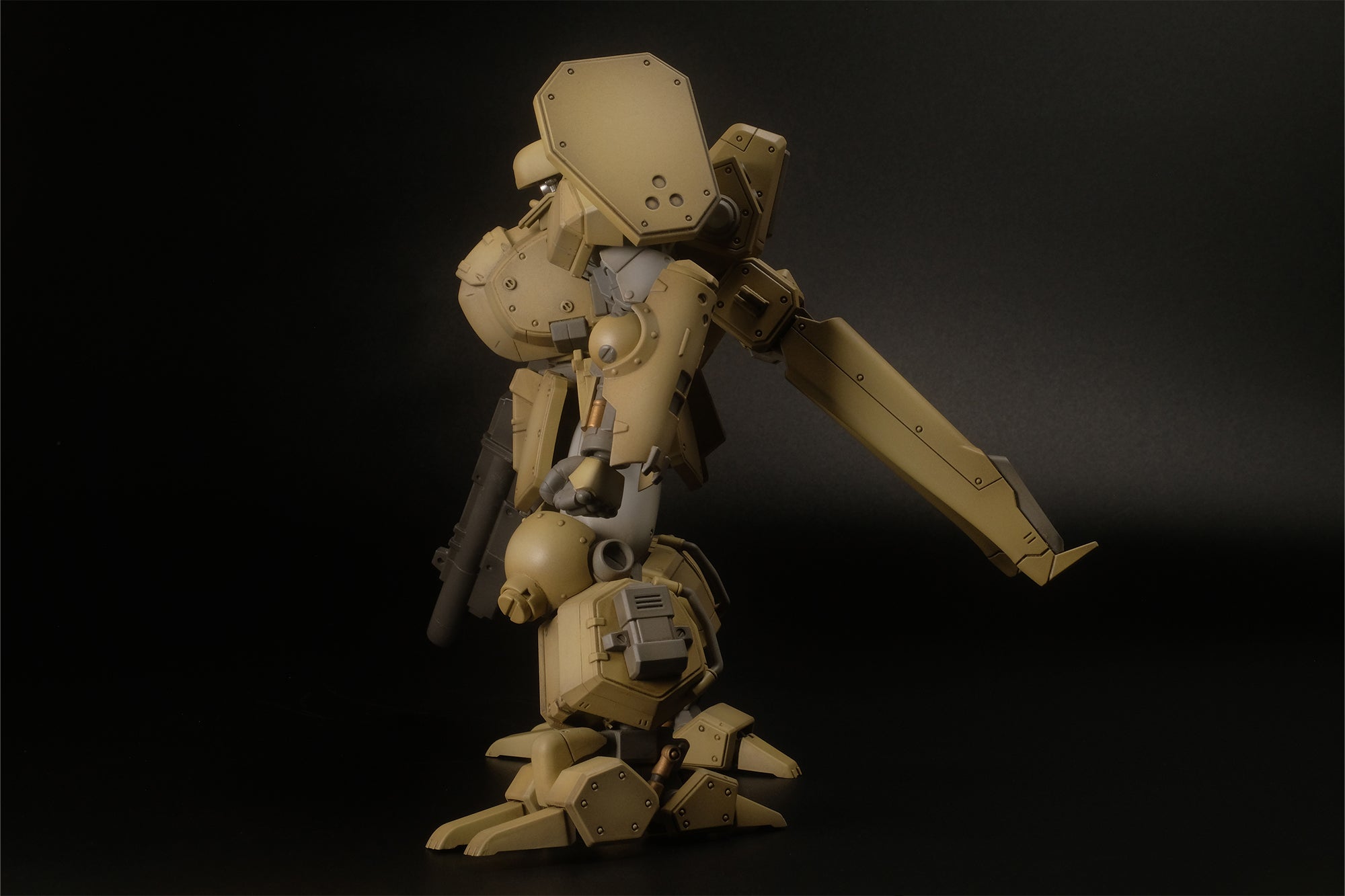 SPECIAL ORDER Plum - Assault Suits Leynos - AS-5E3 Leynos (Land Battle Type): Renewal Ver. 1/35 [JP]