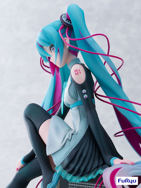 PRE-ORDER FuRyu - F:Nex - Vocaloid - Hatsune Miku x MTV 1/7