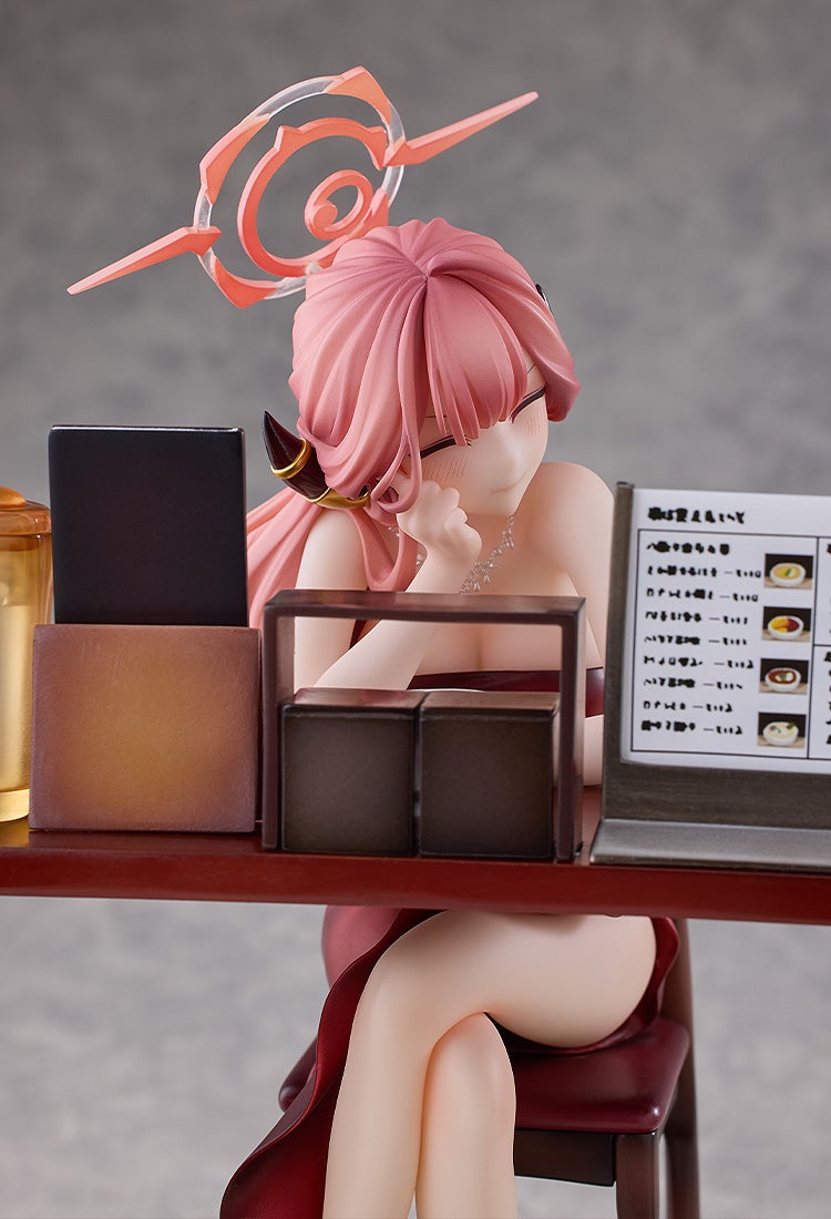 PRE-ORDER Solarain - Blue Archive - Aru (Dress): Memorial Lobby Ver. 1/7