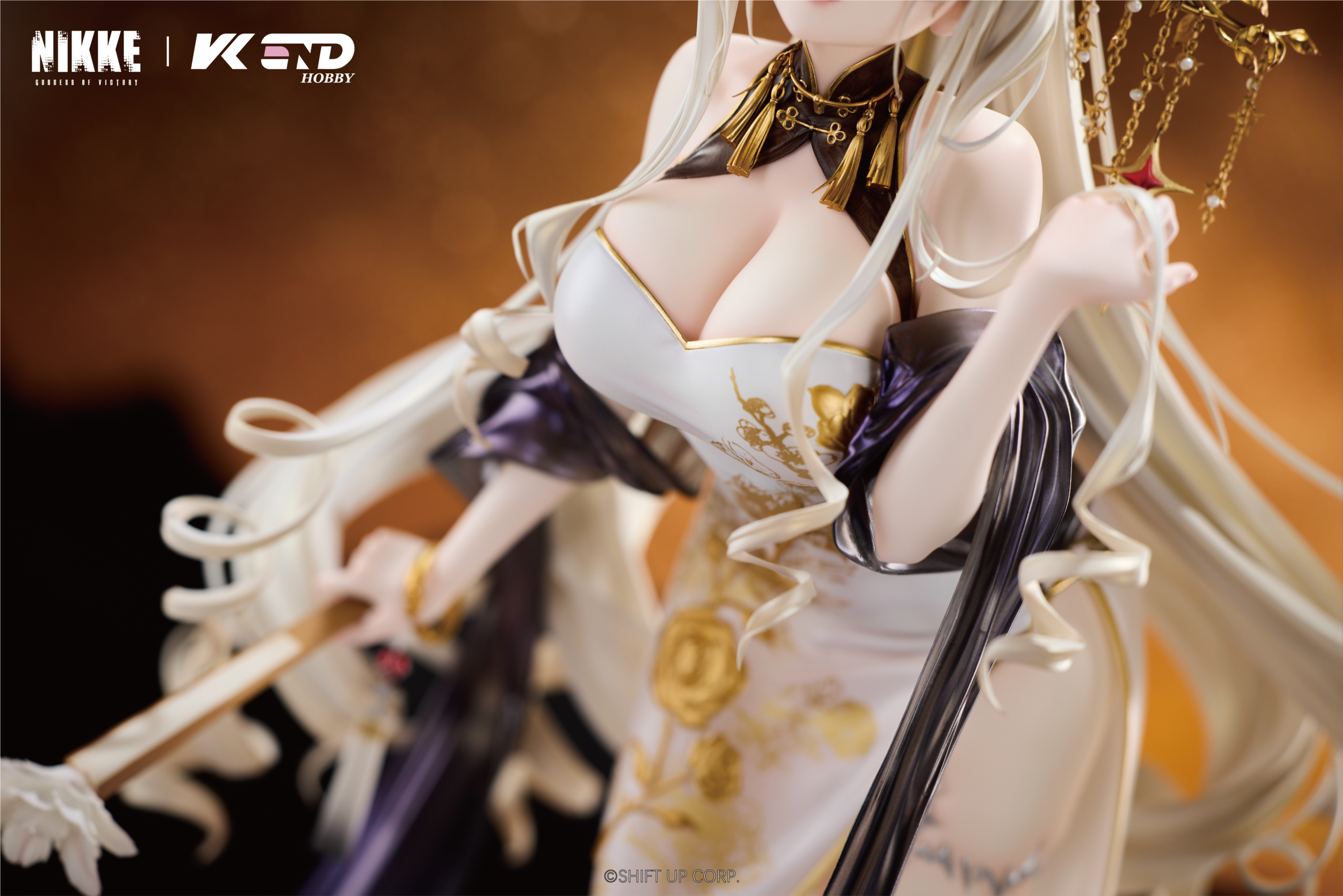SPECIAL ORDER VKEND - GODDESS OF VICTORY: NIKKE - Crown: Glorious Flower 1/4 [JP]