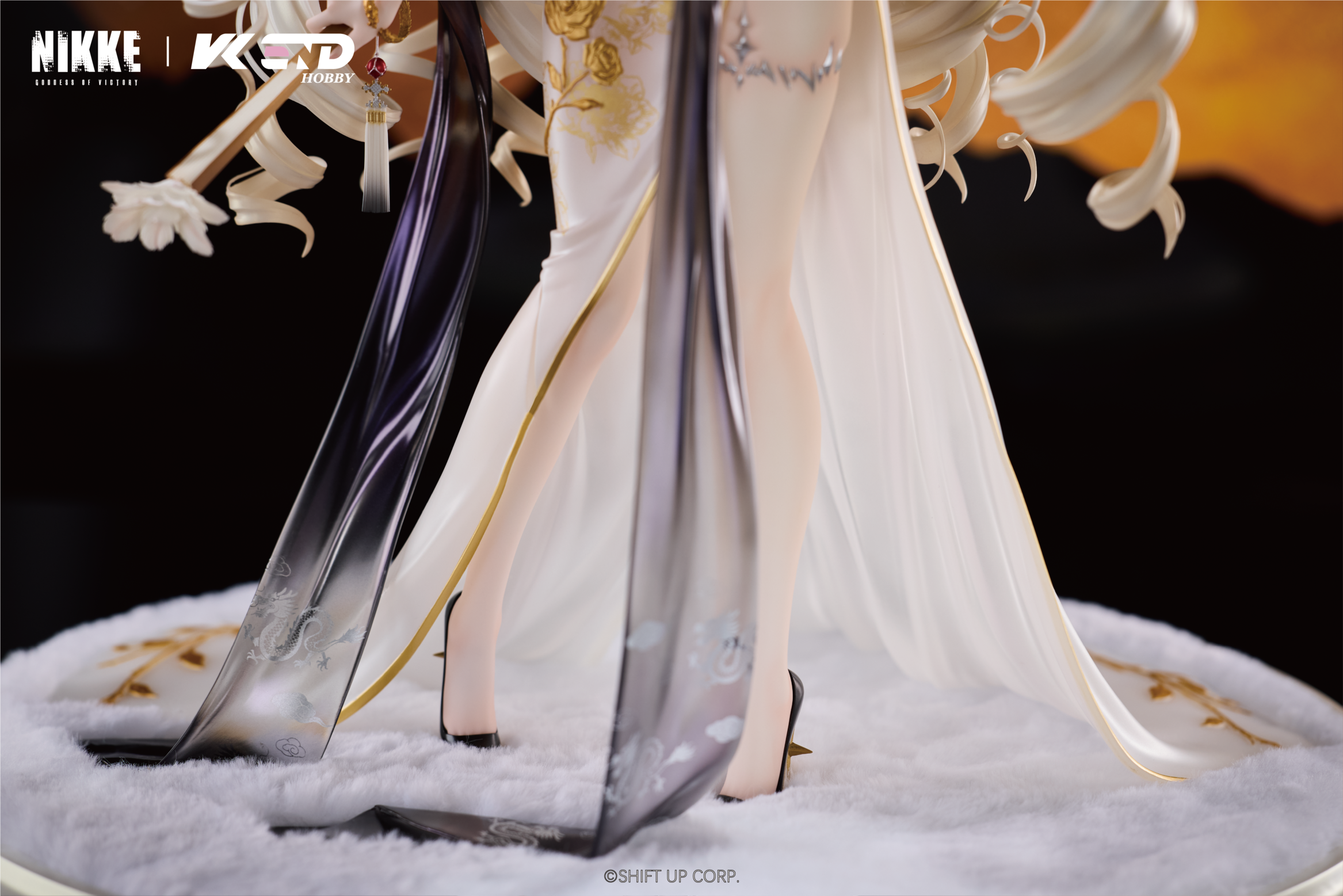 SPECIAL ORDER VKEND - GODDESS OF VICTORY: NIKKE - Crown: Glorious Flower 1/4 [JP]