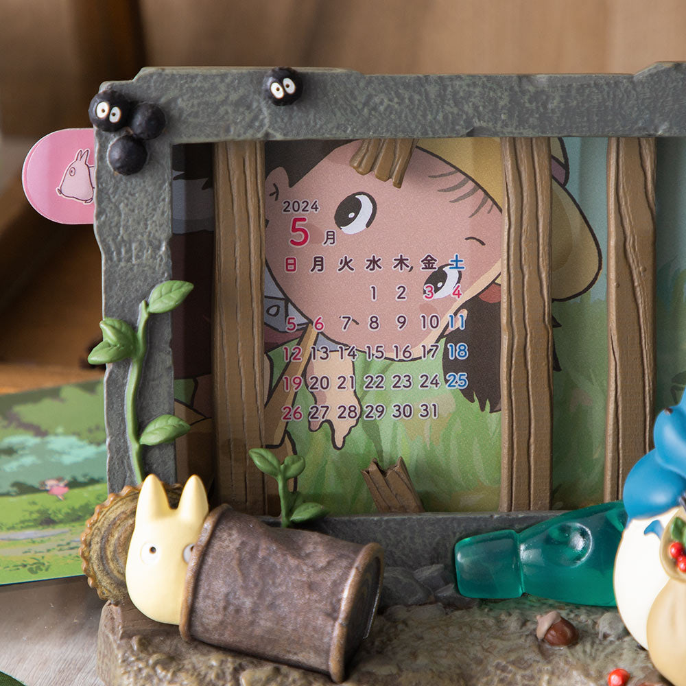 SPECIAL ORDER My Neighbor Totoro 2024 Diorama Calendar: Under the Eaves of the Kusakabe Family