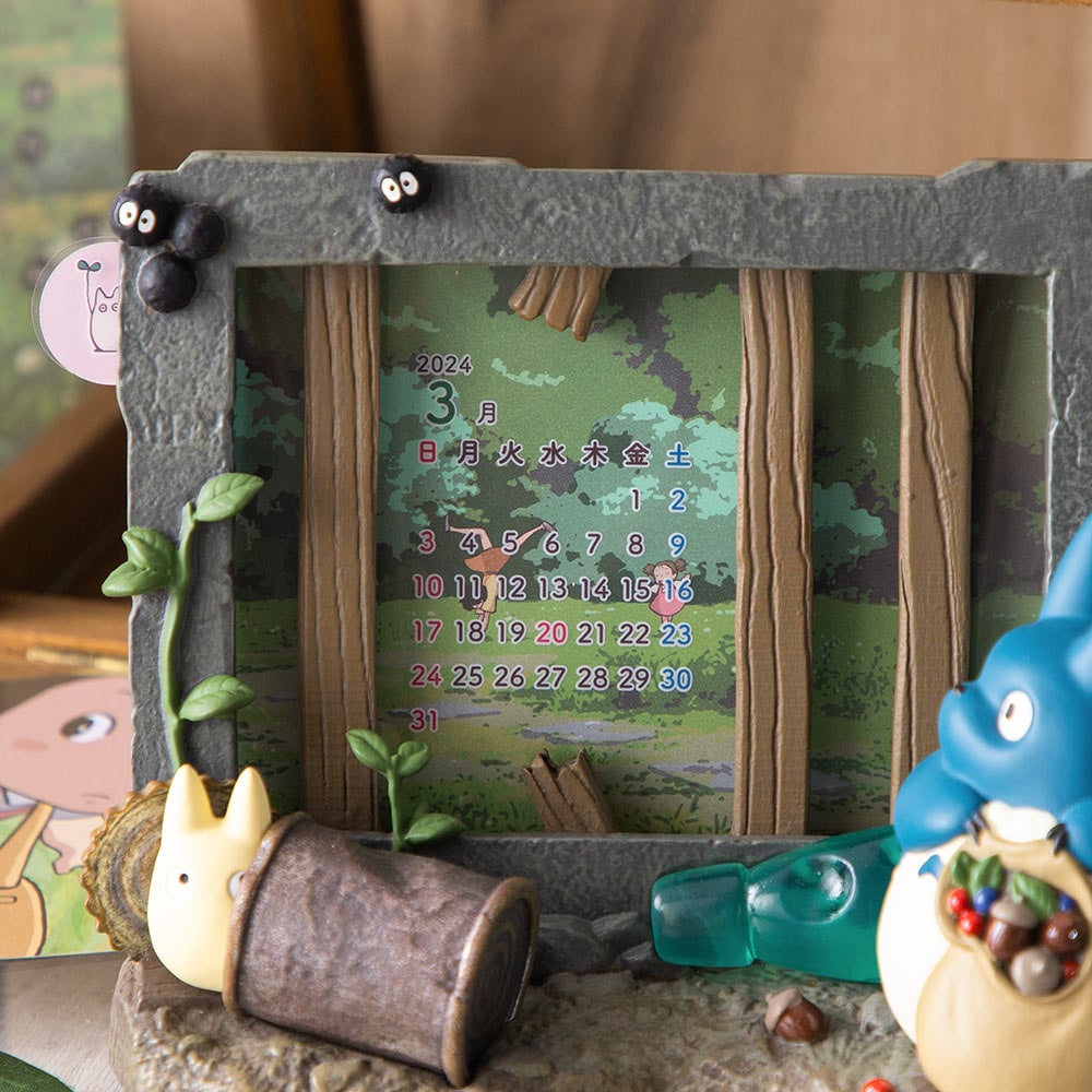 SPECIAL ORDER My Neighbor Totoro 2024 Diorama Calendar: Under the Eaves of the Kusakabe Family