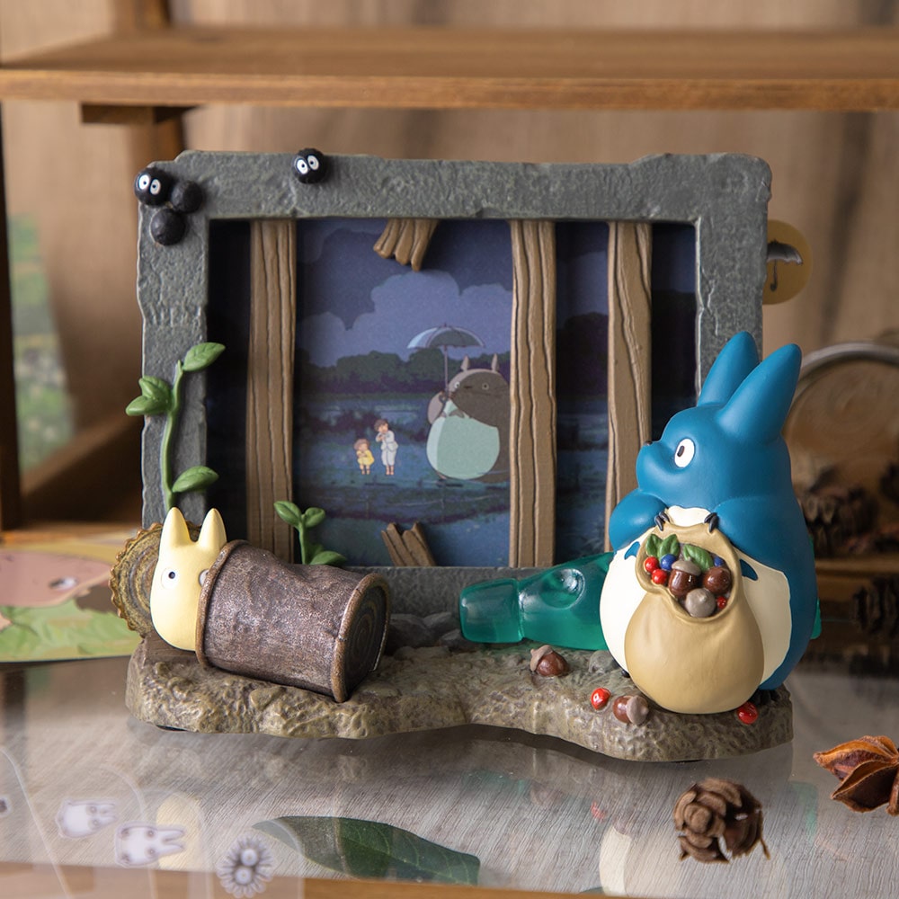 SPECIAL ORDER My Neighbor Totoro 2024 Diorama Calendar: Under the Eaves of the Kusakabe Family
