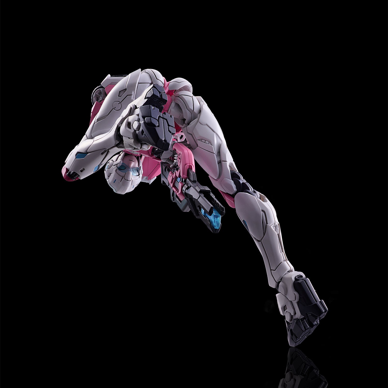 PRE-ORDER Flame Toys - Furai Action - Transformers - Arcee
