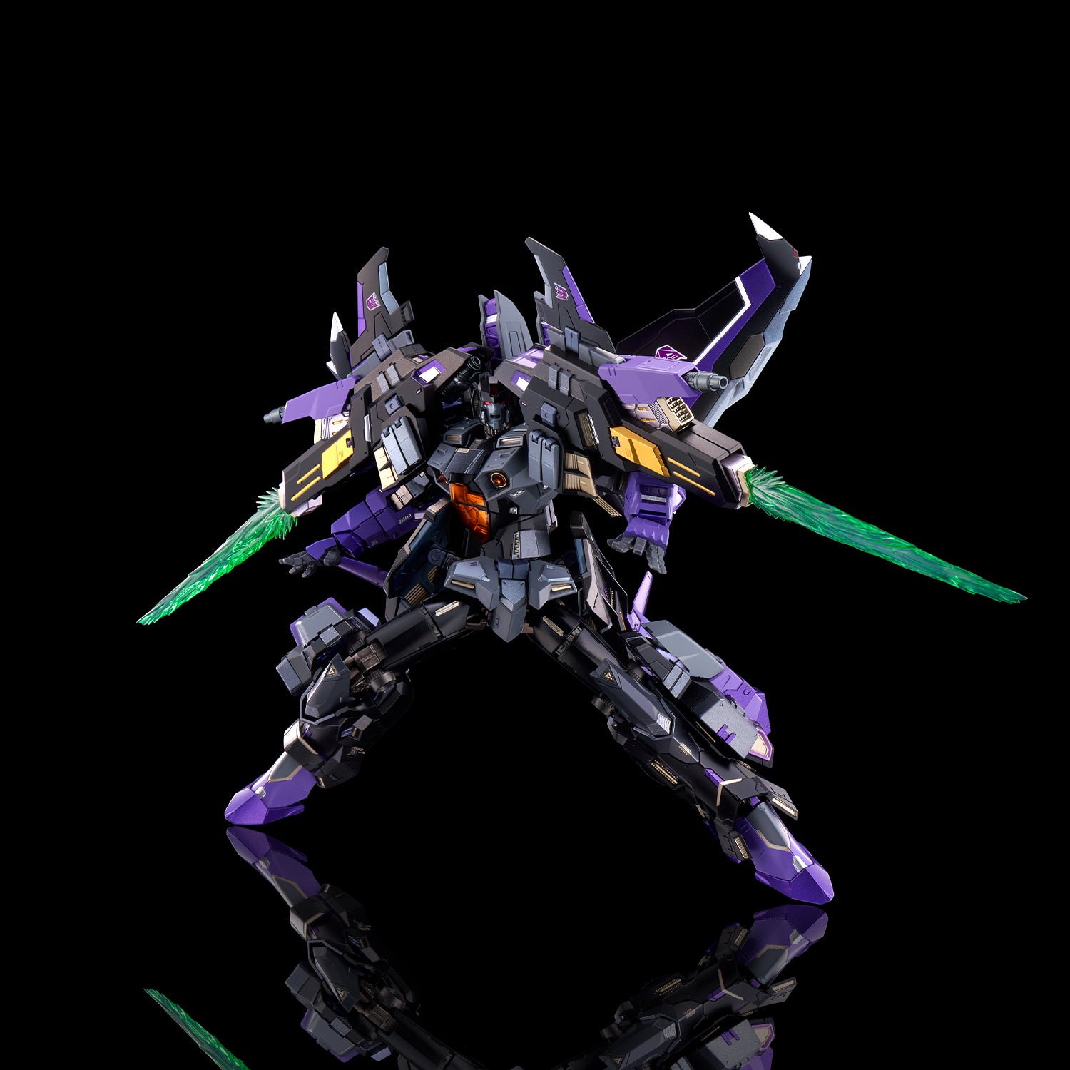 PRE-ORDER Flame Toys - Kuro Kara Kuri -Transformers - Skywarp
