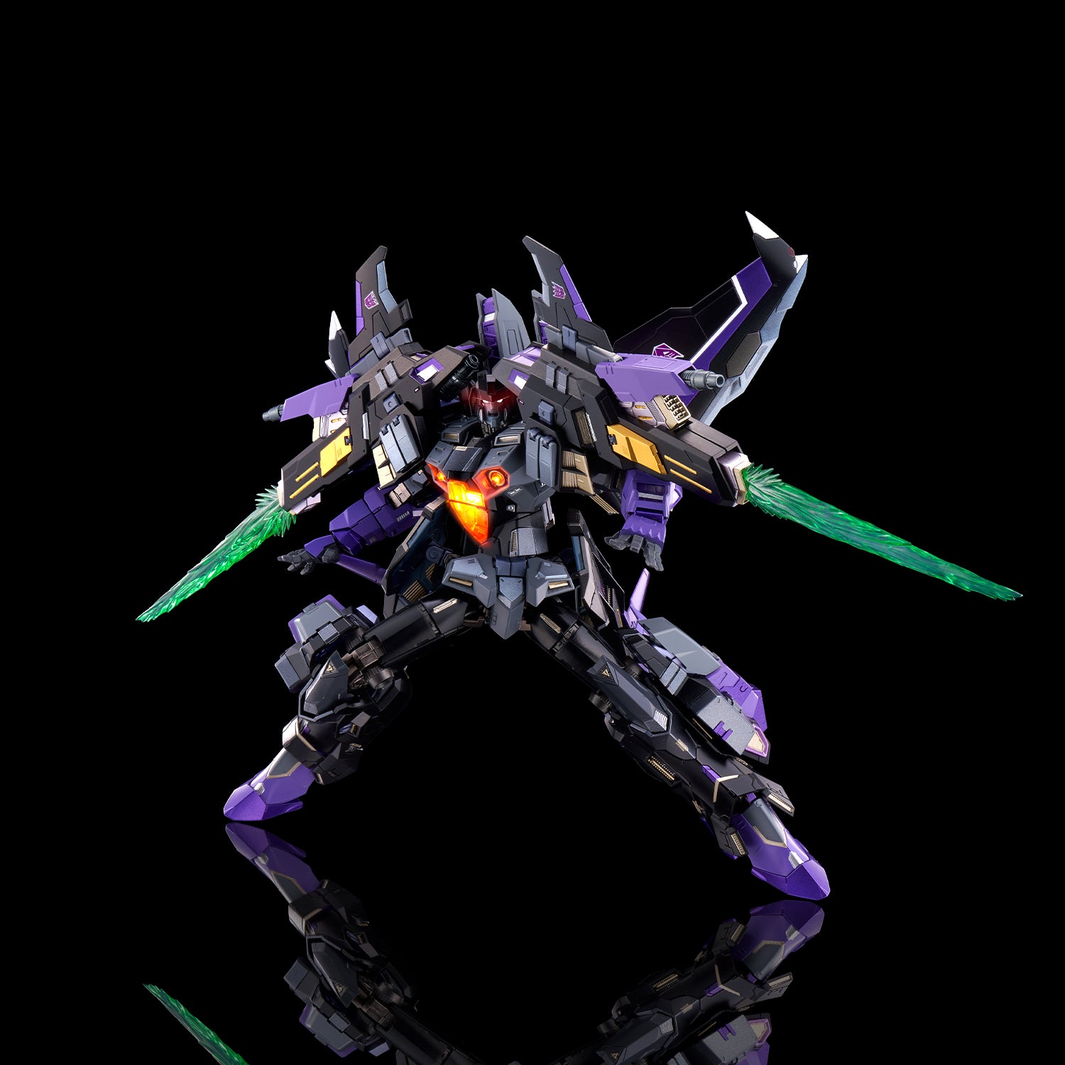 PRE-ORDER Flame Toys - Kuro Kara Kuri -Transformers - Skywarp