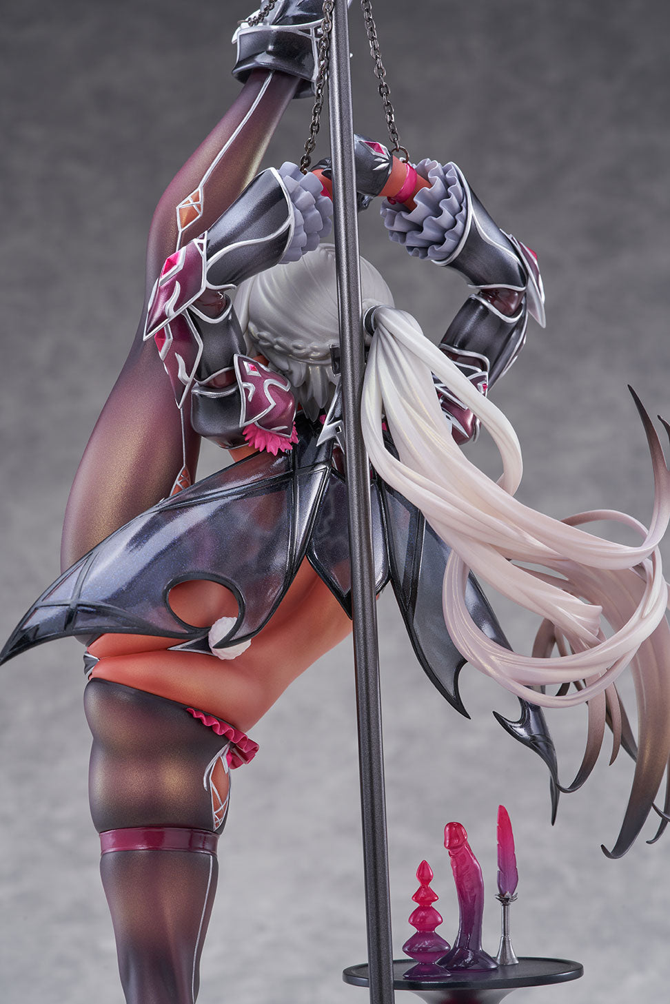 PRE-ORDER PartyLook - Captive Knight Zephyria: Tanned Ver. Deluxe Edition 1/6