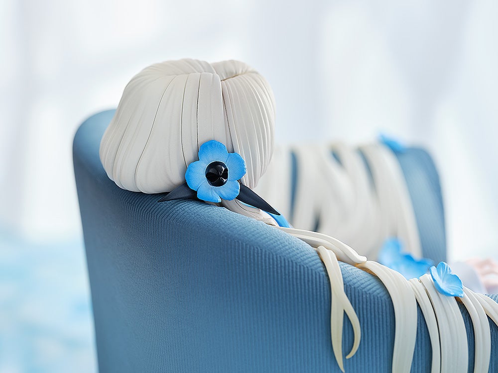 SPECIAL ORDER KADOKAWA - KDcolle - Kamitsubaki City Under Construction - Isekaijoucho: Universal Body Nemophila 1/7 [EXCLUSIVE]