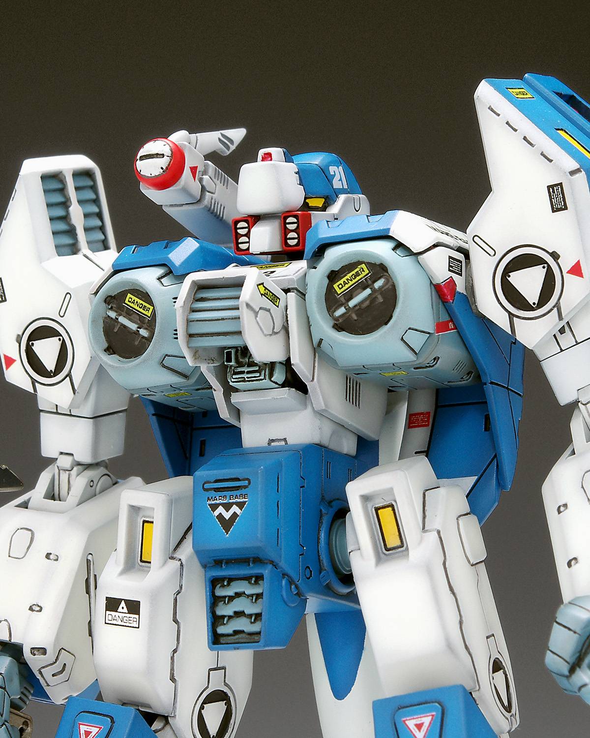 SPECIAL ORDER WAVE - KM-201 - Genesis Climber Mospeada - AFC-01H Legioss Eta Armo-Soldier 1/72 [January 2027] [JP]