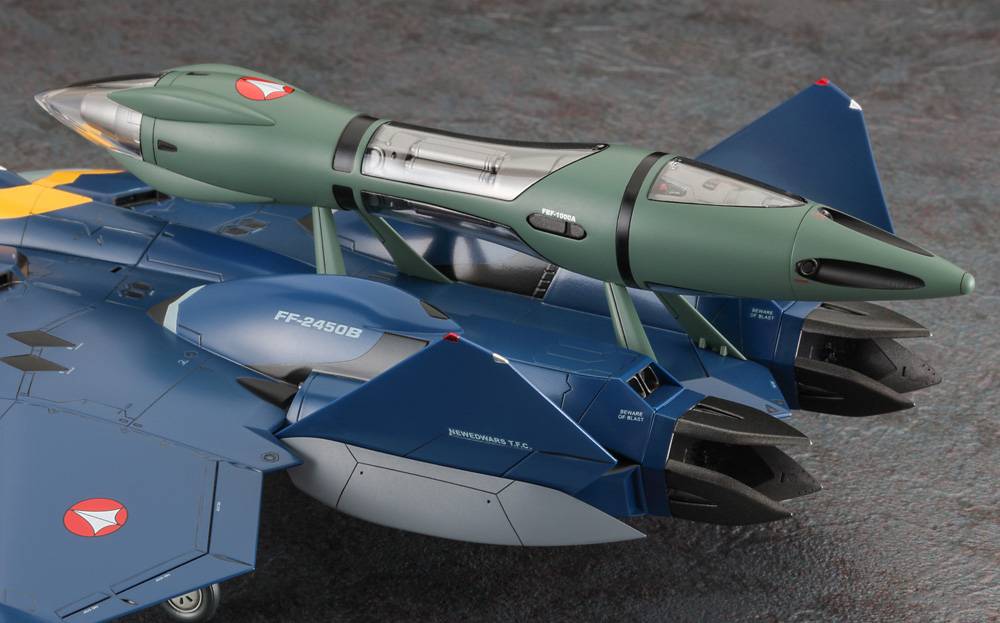 SPECIAL ORDER Hasegawa - HMC - Macross Plus - YF-21 with Fast Pack and Fold Booster 1/72 [JP]
