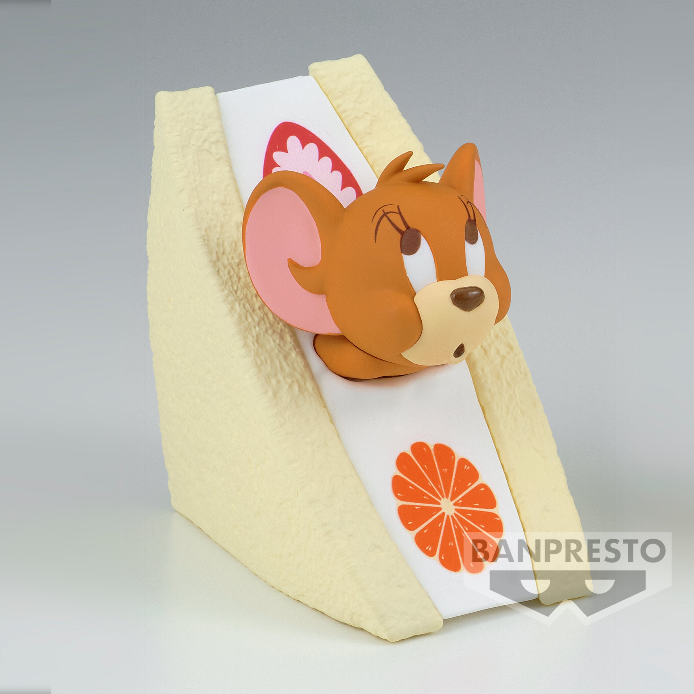 PRE-ORDER Banpresto - Tom and Jerry Figure Collection: Fruit Sandwich - A: Jerry