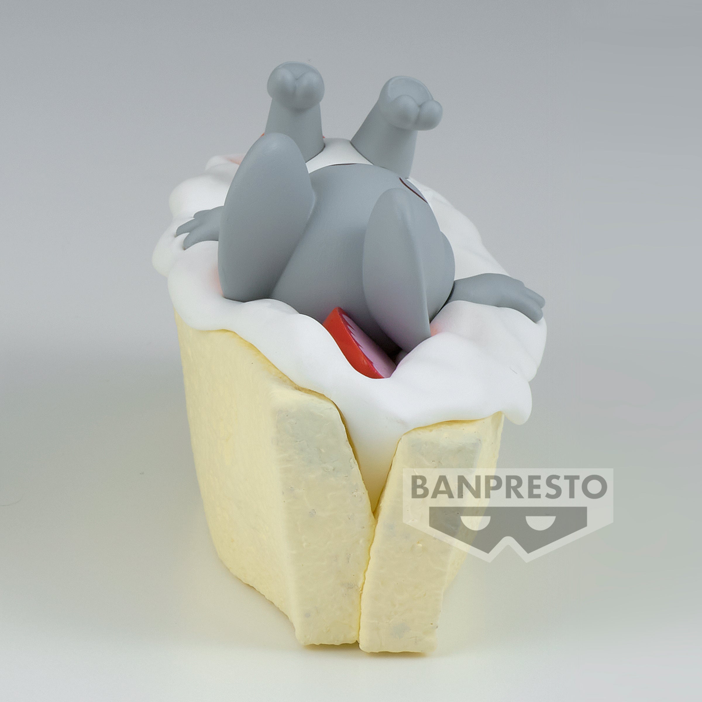 PRE-ORDER Banpresto - Tom and Jerry Figure Collection: Fruit Sandwich - B: Tuffy