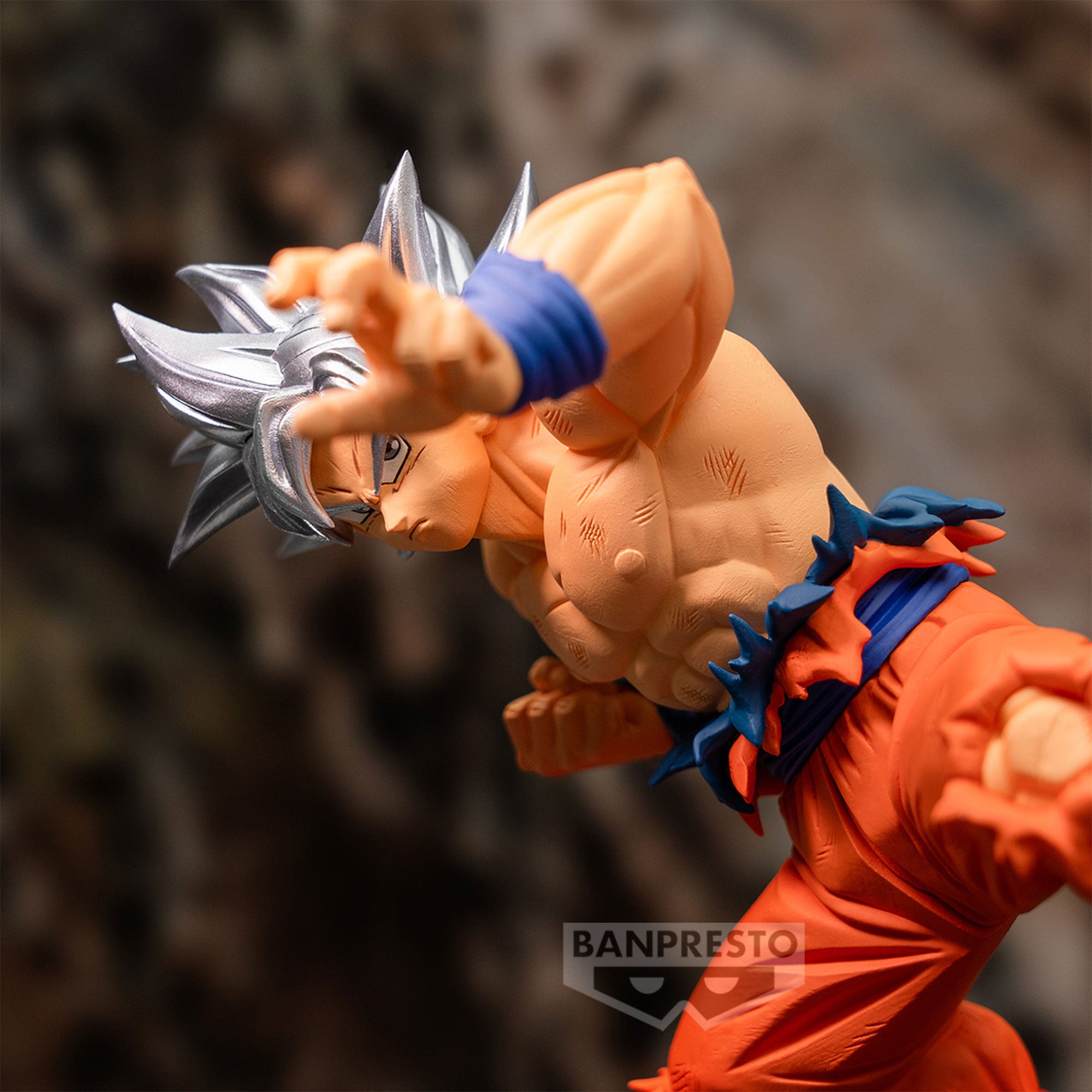 IN-STOCK Banpresto - Dragon Ball Super Blood of Saiyans -Special XX- - Son Goku: Ultra Instinct
