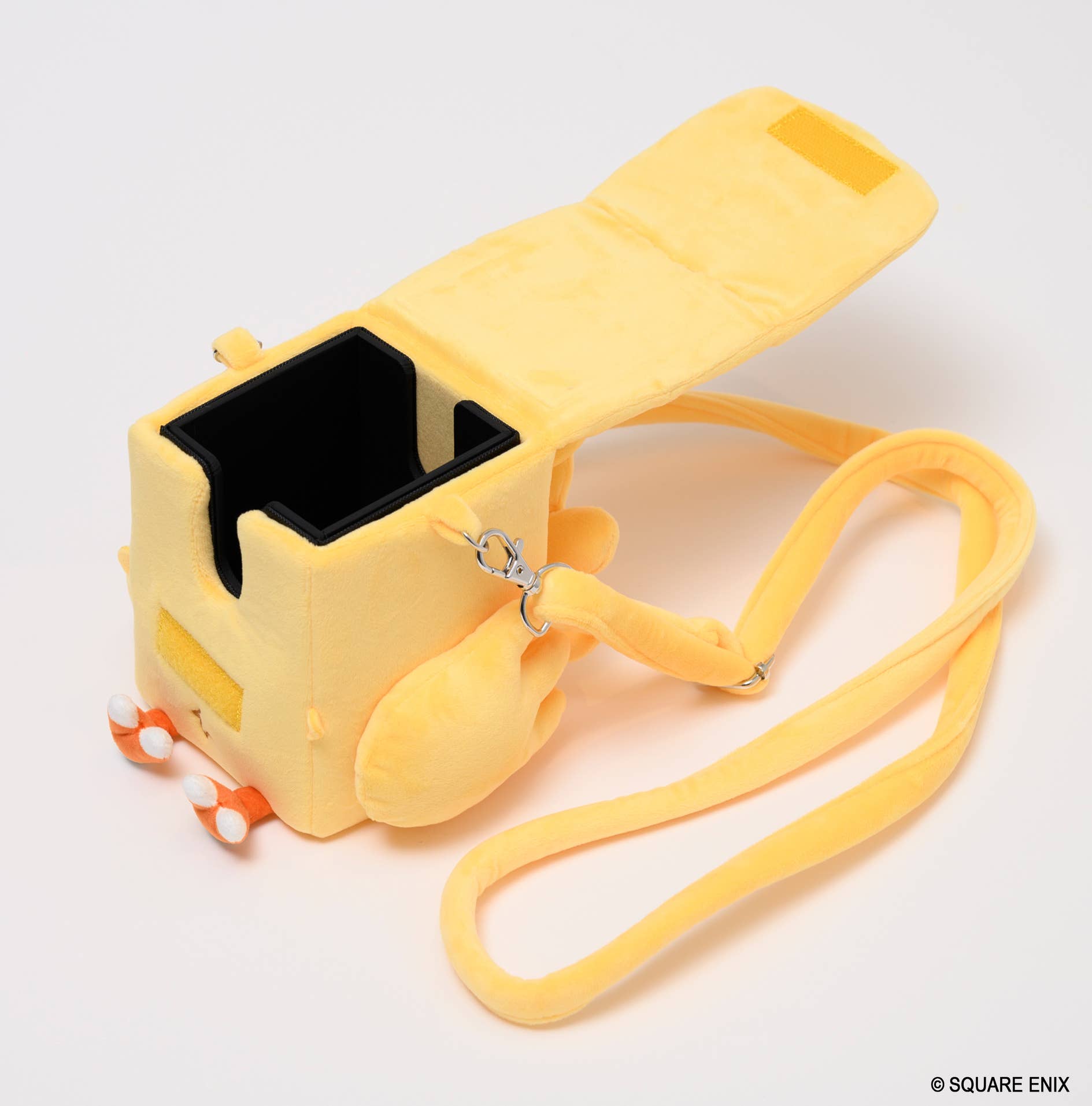 SPECIAL ORDER Square Enix - Final Fantasy Fluffy Sling Deck Box - Chocobo [JP]
