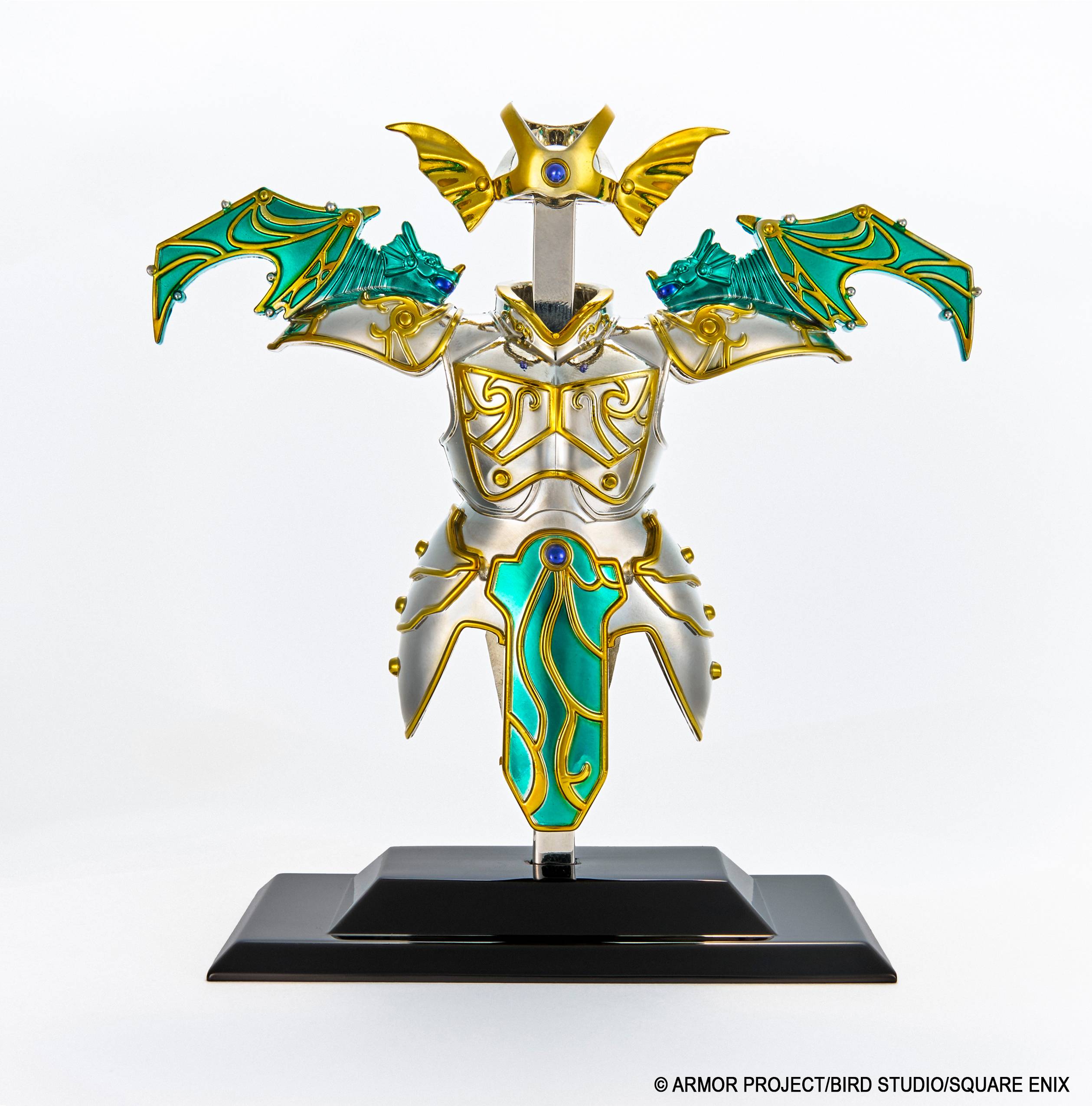 SPECIAL ORDER Square Enix - Metallic Items Gallery Special - Dragon Quest - Zenithian Armor and Zenithian Helmet [JP]