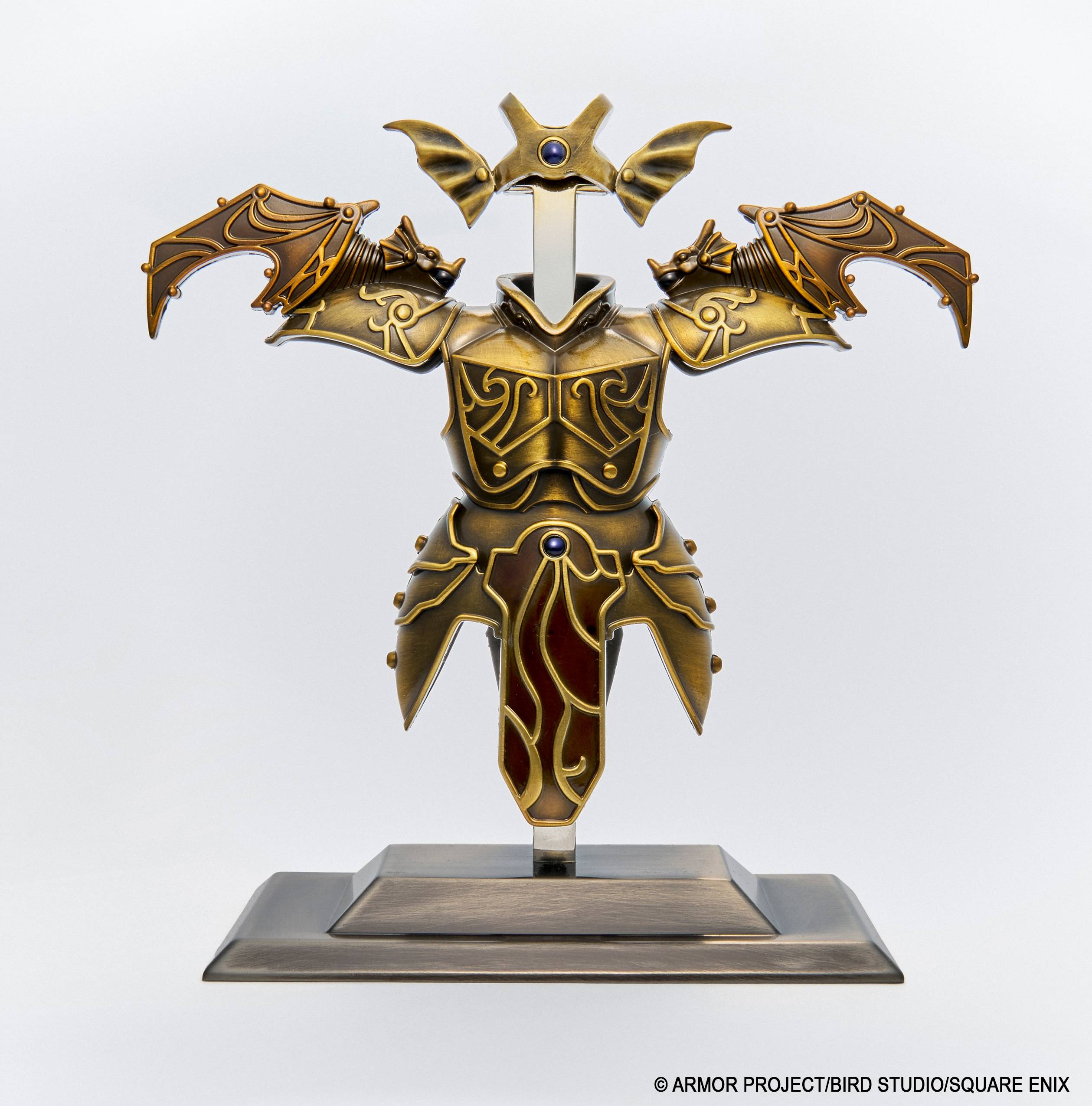 SPECIAL ORDER Square Enix - Metallic Items Gallery Special - Dragon Quest - Zenithian Armor and Zenithian Helmet: 40th Anniversary Ver. [JP]
