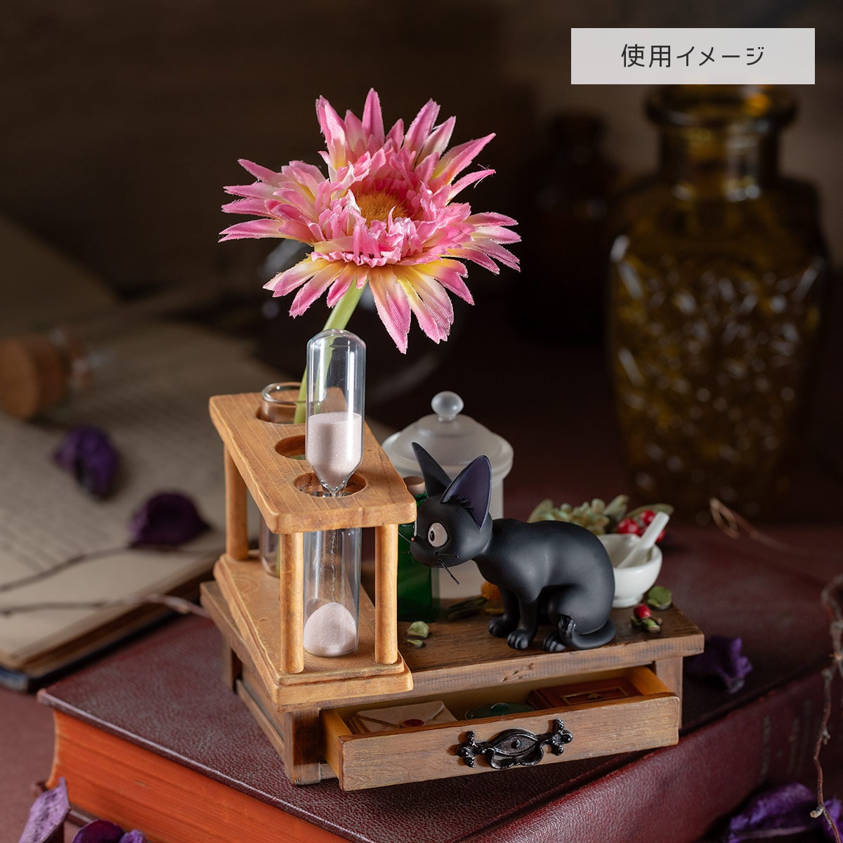 BACK ORDER Benelic - Kiki's Delivery Service Diorama Hourglass: Kokiri's Laboratory [JP]